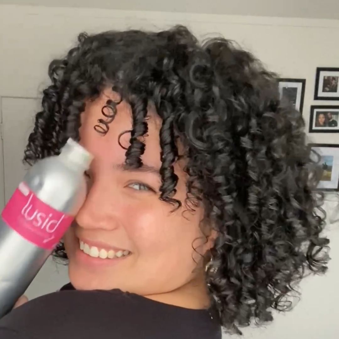 Lusid Curl Defining Crème Gel - Easy Pour Bottle.